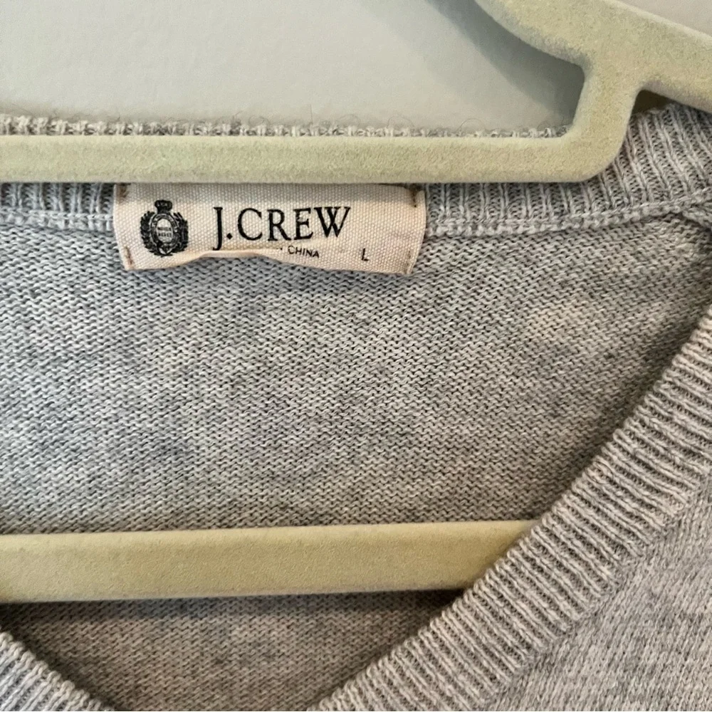 J. Crew Lightweight V-Neck Gray Sweater | L
